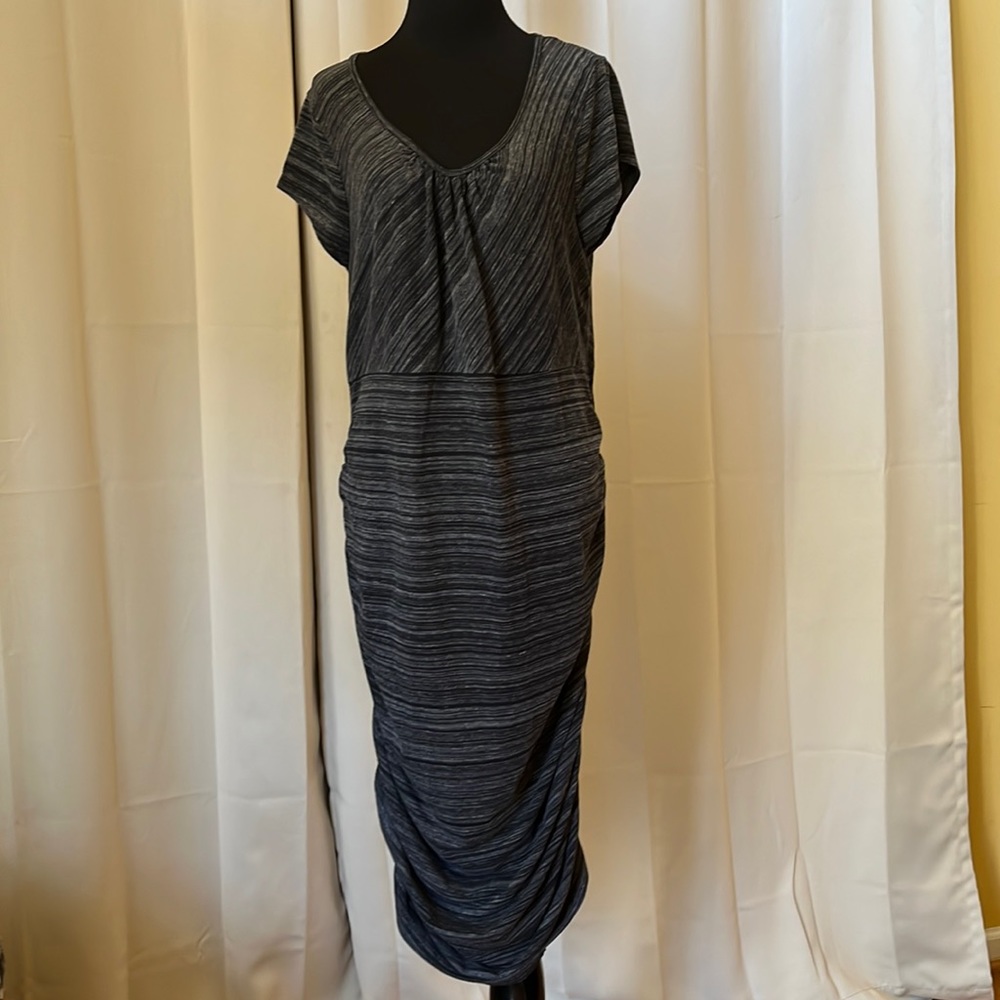 Liz Lange Maternity Dress SIZE XL